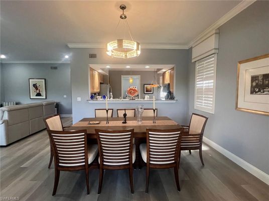 Dining room, Interior, Kitchen, Pendant Lights, Recessed Lighting, Wood Texture Flooring