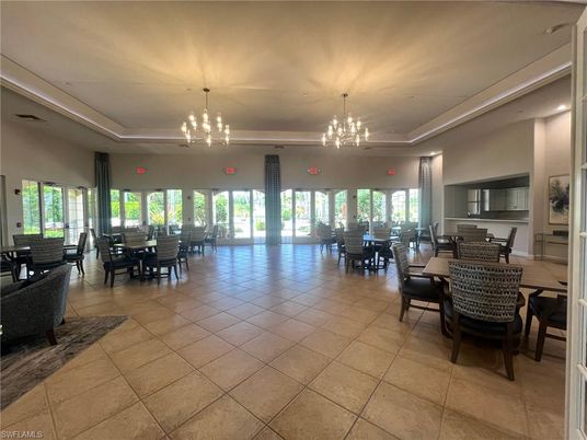Chandelier, Dining room, Interior, Pendant Lights