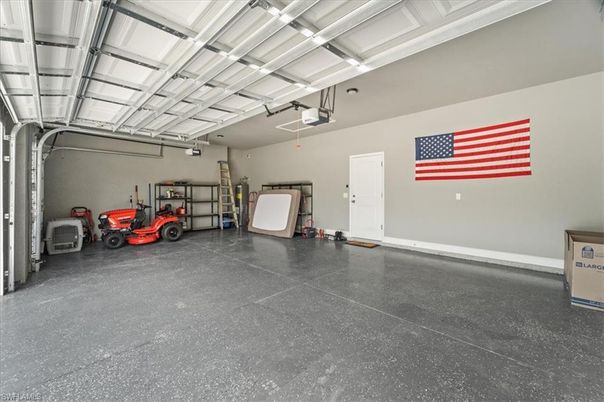 Fitness Equipment, Garage, Interior
