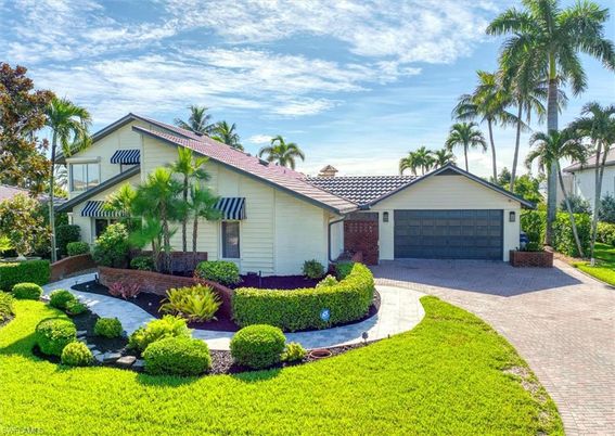 Backyard, Detached Garage, Exterior
