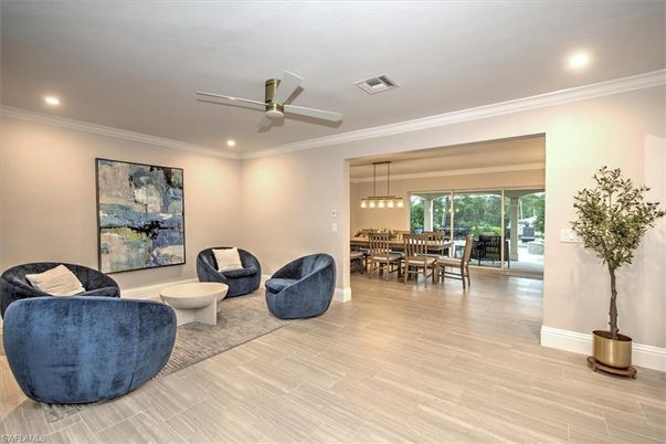 Dining room, Interior, Living room, Pendant Lights, Recessed Lighting, Wood Texture Flooring