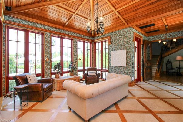 Chandelier, Interior, Living room, Pendant Lights, Wooden Beams, Wooden Ceilings