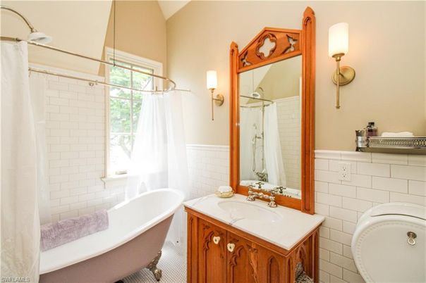 Bathroom, Free Standing Baths, Interior