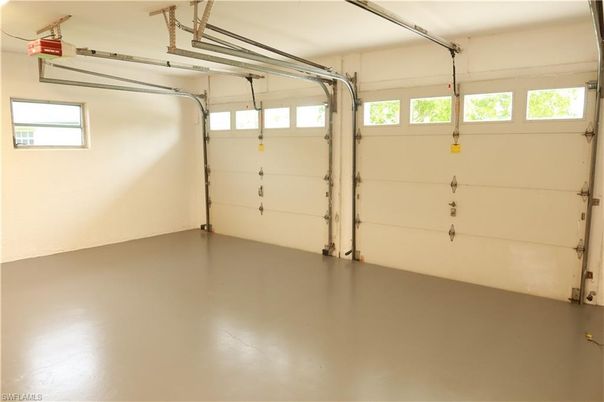 Garage, Interior
