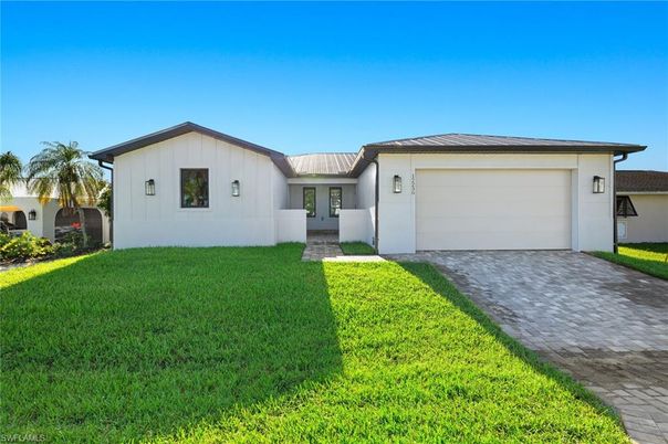Attached, Backyard, Exterior, Facade, Ranch
