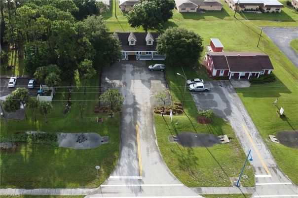 Exterior, Drone