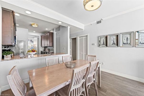 Dining room, Interior, Kitchen, Recessed Lighting, Wood Texture Flooring