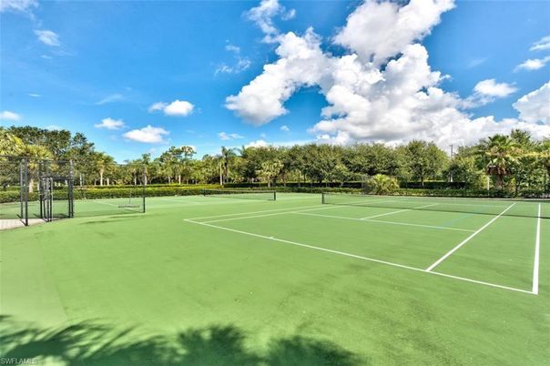 Exterior, Tennis Courts