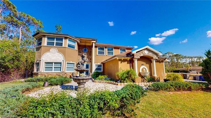 Backyard, Exterior, Facade, Mediterranean