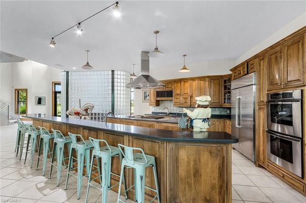 Interior, Kitchen, Pendant Lights, Stainless Steel Appliances