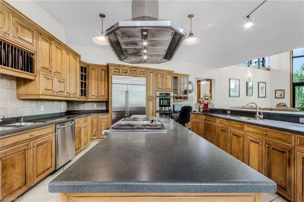 Interior, Kitchen, Pendant Lights, Stainless Steel Appliances