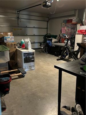 Garage, Interior