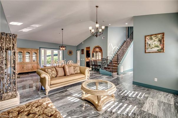 Chandelier, Dining room, Interior, Living room, Pendant Lights, Recessed Lighting