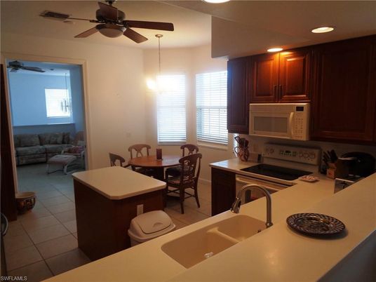 Dining room, Interior, Kitchen, Pendant Lights, Recessed Lighting