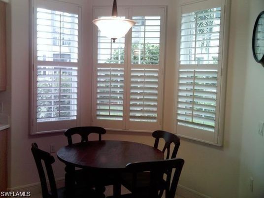Dining room, Interior