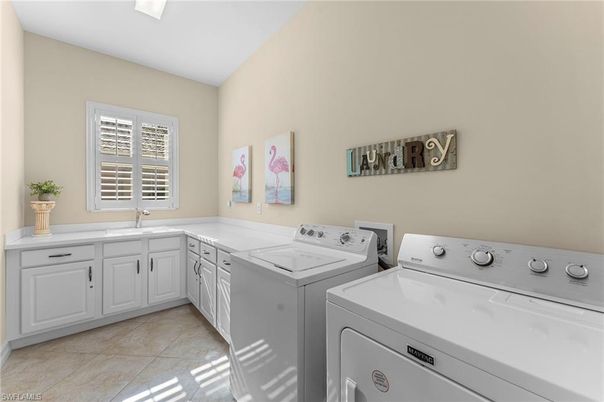 Interior, Washer