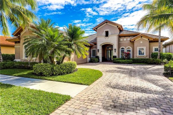 Backyard, Exterior, Facade, Mediterranean