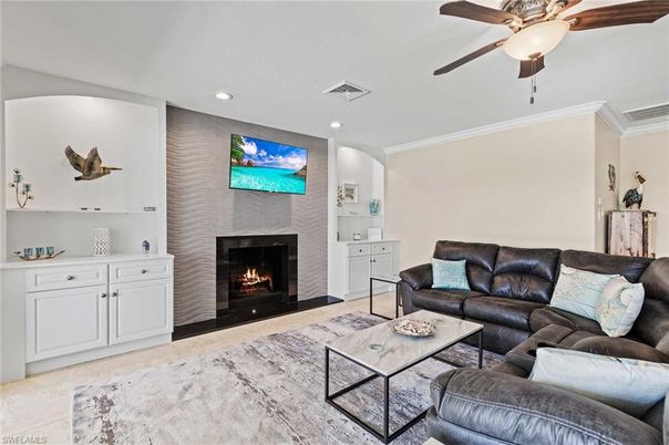 Fireplace, Interior, Living room, Recessed Lighting