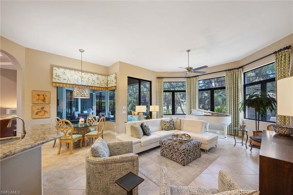 Dining room, Interior, Living room, Pendant Lights
