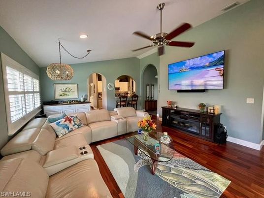 Dining room, Interior, Living room, Pendant Lights, Recessed Lighting, Wood Texture Flooring