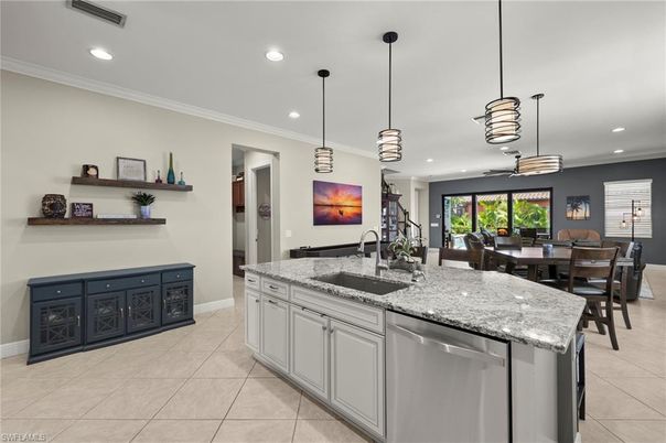 Dining room, Interior, Kitchen, Pendant Lights, Recessed Lighting