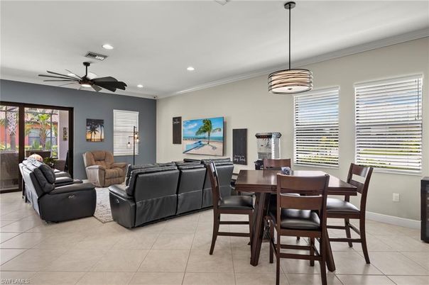 Dining room, Interior, Living room, Pendant Lights, Recessed Lighting
