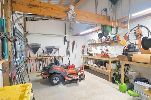 Garage, Interior
