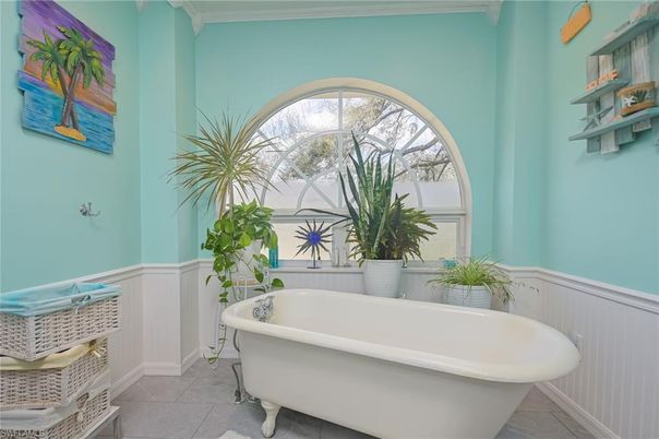 Bathroom, Free Standing Baths, Interior