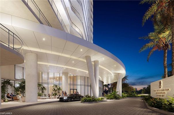 Exterior, Facade, None