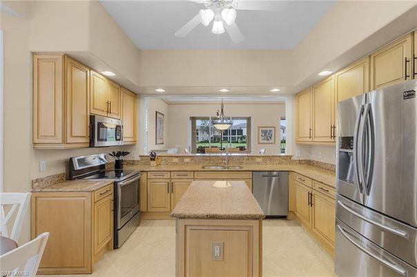 Interior, Kitchen, Pendant Lights, Recessed Lighting, Stainless Steel Appliances