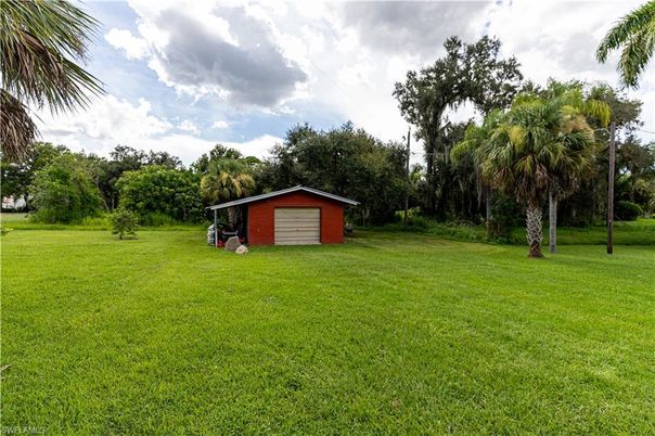 Backyard, Detached Garage, Exterior
