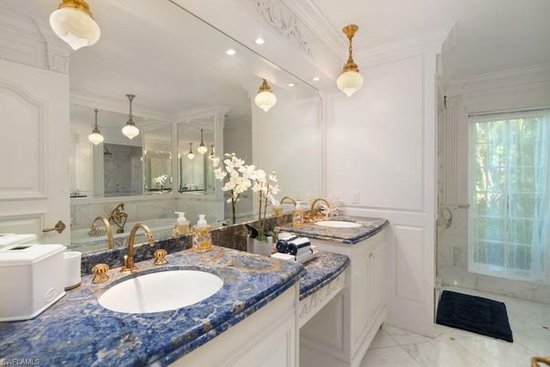 Bathroom, Dual Sink Vanities, Interior, Marble, Pendant Lights, Recessed Lighting