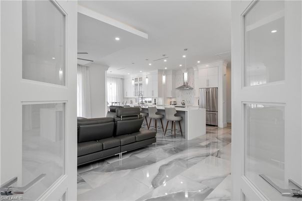 Interior, Kitchen, Living room, Marble, Pendant Lights, Recessed Lighting, Stainless Steel Appliances
