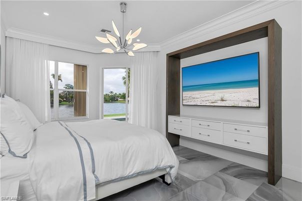 Bedroom, Interior, Pendant Lights, Recessed Lighting, Water