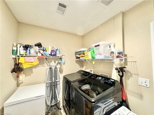 Interior, Washer