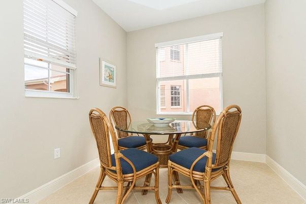 Dining room, Interior