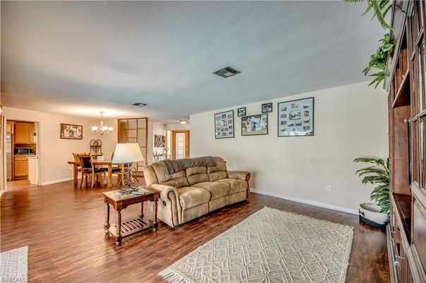 Chandelier, Dining room, Interior, Living room, Wood Texture Flooring