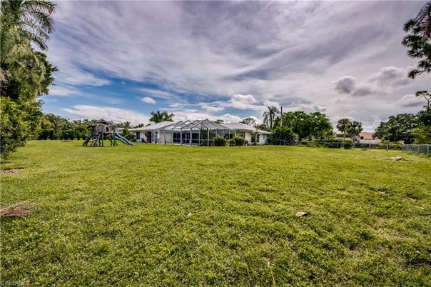 Backyard, Exterior, Playground