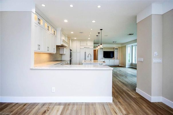 Interior, Kitchen, Pendant Lights, Recessed Lighting, Wood Texture Flooring