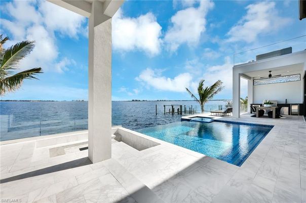Exterior, Lake, Pool