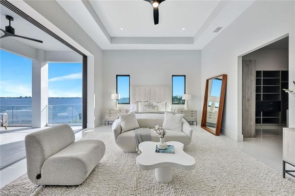 Bedroom, Interior, Living room, Recessed Lighting, Water