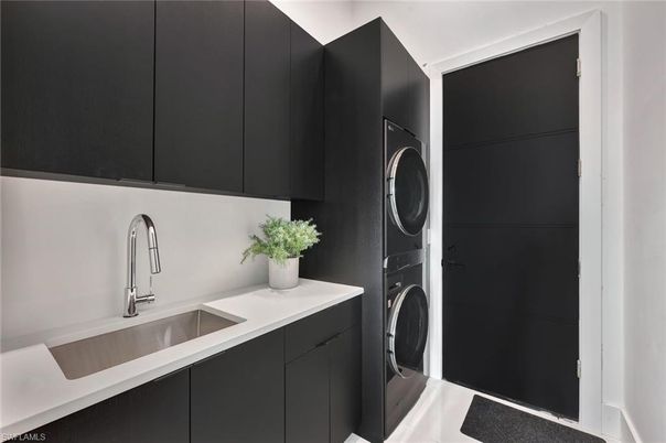Interior, Utility Closets, Washer