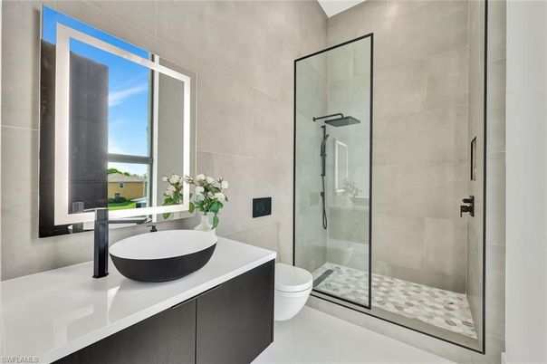 Bathroom, Glass Shower, Interior