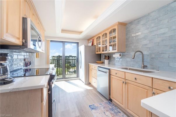 Interior, Kitchen, Stone Walls, Wood Texture Flooring