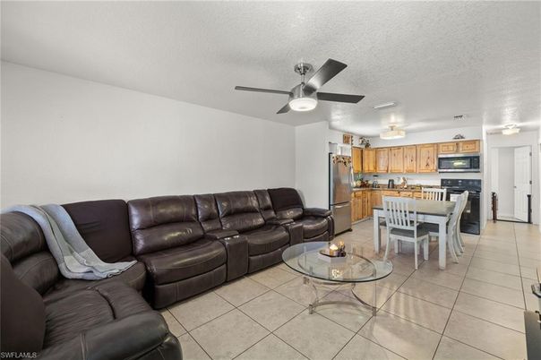 Dining room, Interior, Kitchen, Living room
