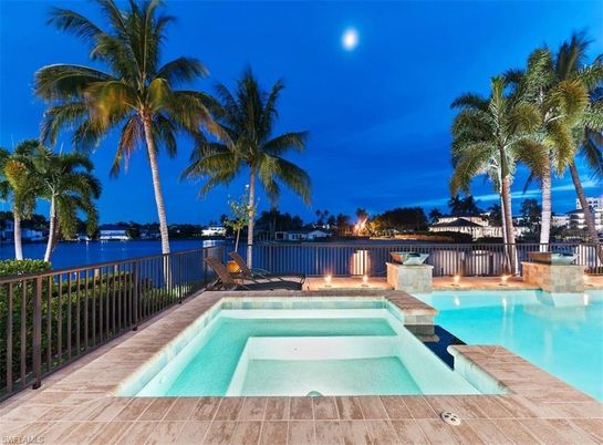 Exterior, Pool, Water