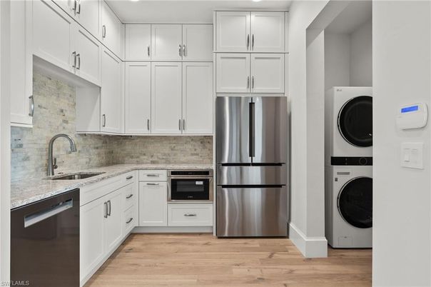 Interior, Kitchen, Stainless Steel Appliances, Washer, Wood Texture Flooring