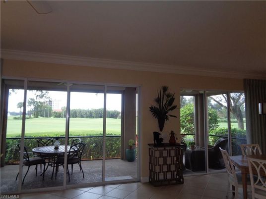 Dining room, Interior