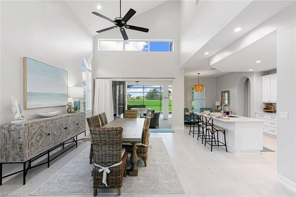 Dining room, Interior, Kitchen, Pendant Lights, Recessed Lighting, Wood Texture Flooring