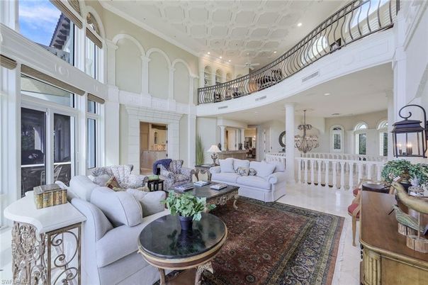 Chandelier, Dining room, Interior, Living room, Recessed Lighting